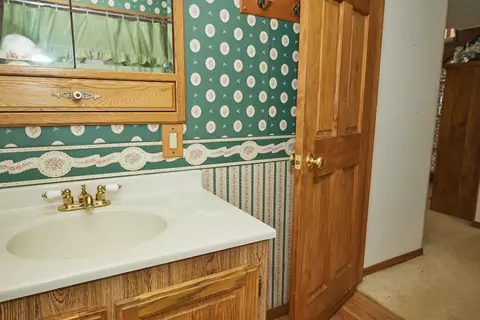 841 N 2803rd Rd, Utica, IL 61373 photo 34