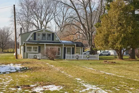 841 N 2803rd Rd, Utica, IL 61373 photo 3