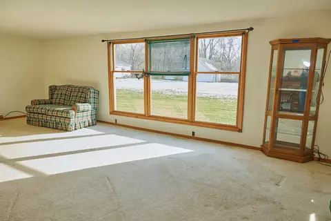 841 N 2803rd Rd, Utica, IL 61373 photo 12