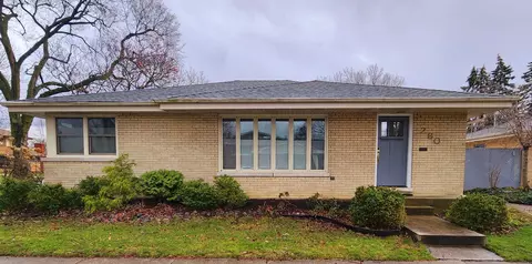 280 W Van Buren St, Elmhurst, IL 60126