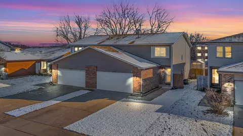 1318 Post Oak Ct, Crest Hill, IL 60403 photo 3