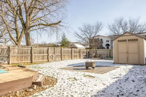 1318 Post Oak Ct, Crest Hill, IL 60403 photo 31