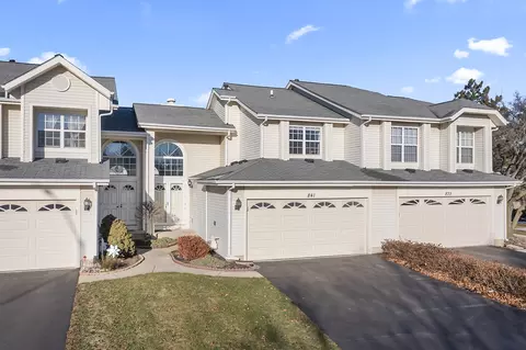 841 Dracut Ln, Schaumburg, IL 60173