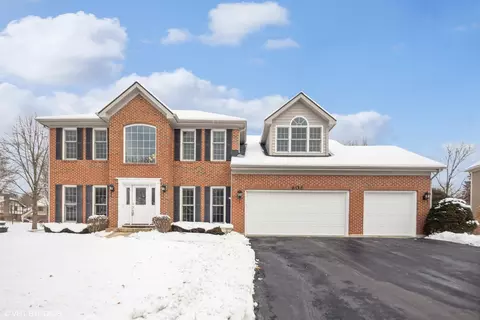 406 Hunt Club Dr, Saint Charles, IL 60174
