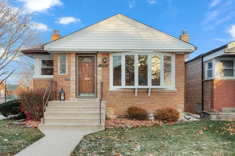 5801 S Merrimac Ave, Chicago, IL 60638