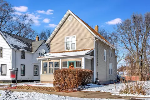 424 Center Ave, Aurora, IL 60505
