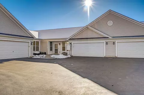 14069 Palisades Ave, Huntley, IL 60142