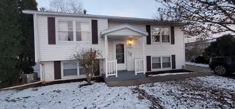 1305 7th Ave, Rock Falls, IL 61071