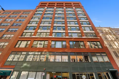 633 S Plymouth Ct #202, Chicago, IL 60605