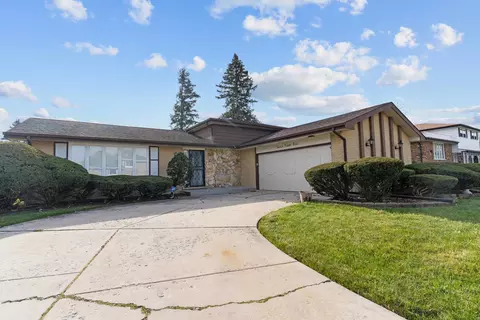741 E 192nd St E, Glenwood, IL 60425