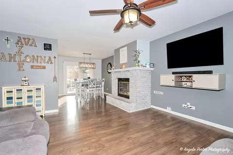 1507 Grandview Dr, Johnsburg, IL 60051 photo 3
