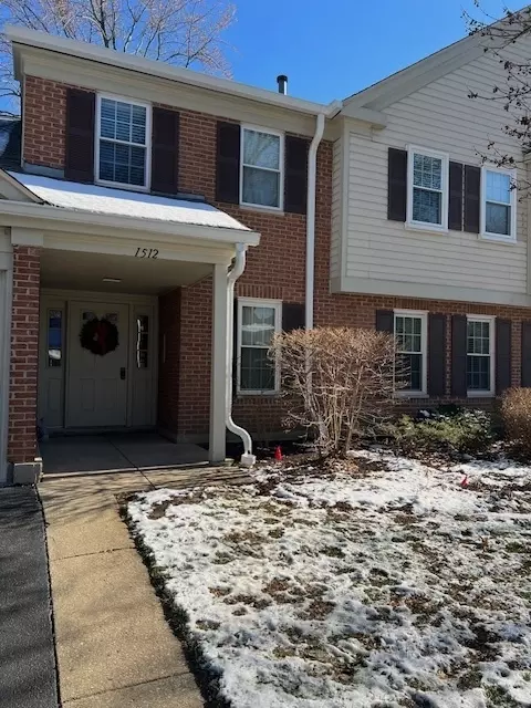 1512 Camden Ct #B2, Wheeling, IL 60090