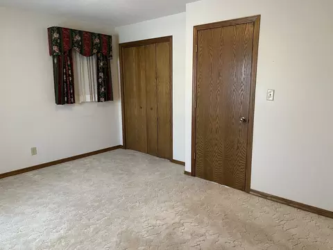 1308 Sunset Dr, Peru, IL 61354 photo 8