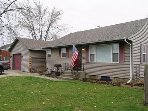 319 Spruce St, Morris, IL 60450