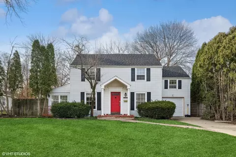 860 Glencoe Dr, Glencoe, IL 60022