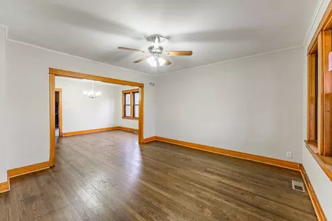 8021 Christie Ave, Lyons, IL 60534 photo 2