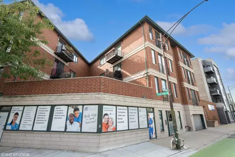 870 N Milwaukee Ave #304, Chicago, IL 60622