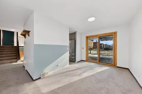 123 Mayer Ave, Wheeling, IL 60090 photo 4