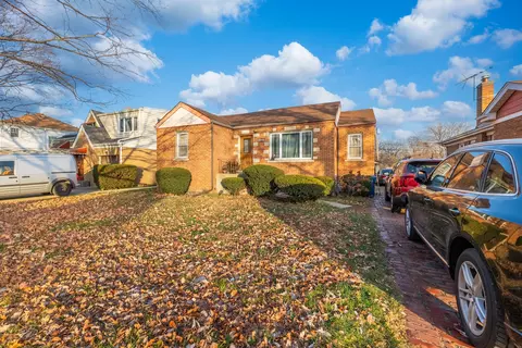 1123 Newberry Ave, La Grange Park, IL 60526