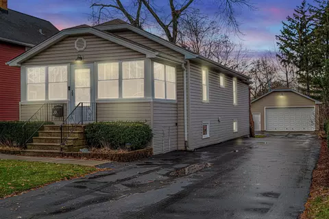 420 Willow St, Itasca, IL 60143 photo 2