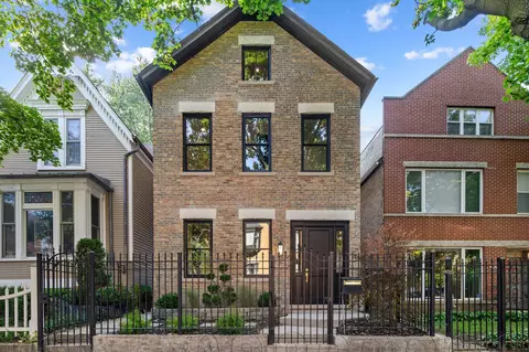 1632 N Leavitt St, Chicago, IL 60647
