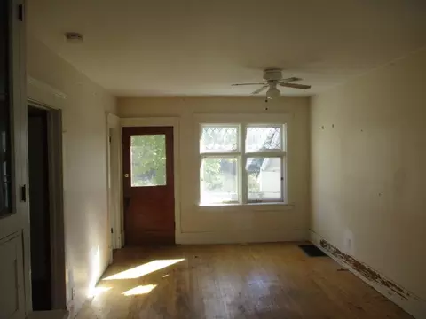 227 La Fox River Dr, Algonquin, IL 60102 photo 6