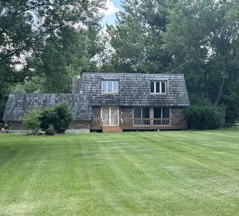 1125 Morningside Dr, Elgin, IL 60123 photo 2