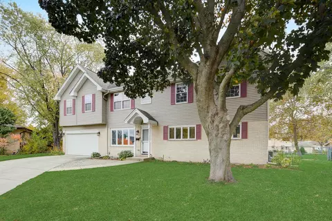 1019 Helene Ln, Schaumburg, IL 60193