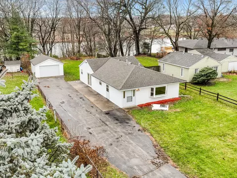 22869 W Kankakee River Dr, Wilmington, IL 60481
