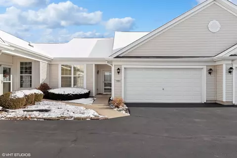 14064 Red Hills Rd #14064, Huntley, IL 60142