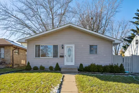 2306 Elim Ave, Zion, IL 60099