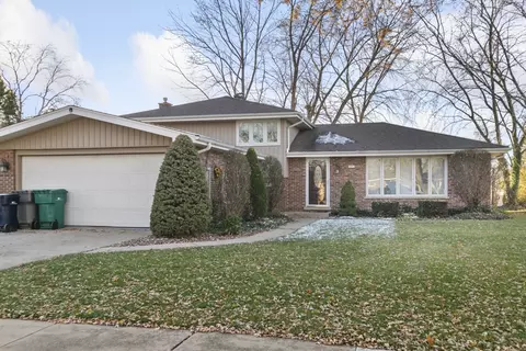 15412 Primrose Ct, Orland Park, IL 60462