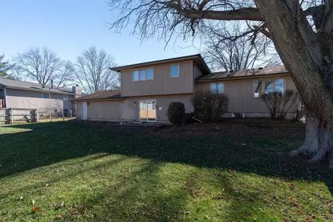 1714 Ebel Dr, Normal, IL 61761 photo 7