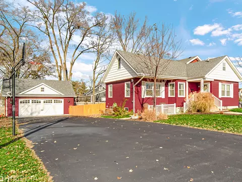 143 E 4th Ave, New Lenox, IL 60451 photo 2