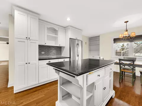 143 E 4th Ave, New Lenox, IL 60451 photo 8