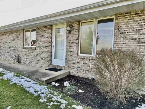 6592 Swanson Ct #0, Rockford, IL 61109