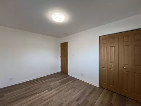 146 W Norman Ln, Wheeling, IL 60090 photo 16