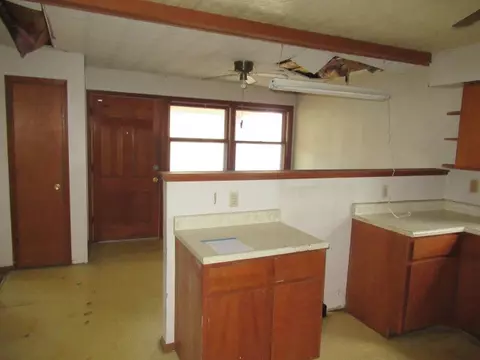 520 North St, Weldon, IL 61882 photo 20