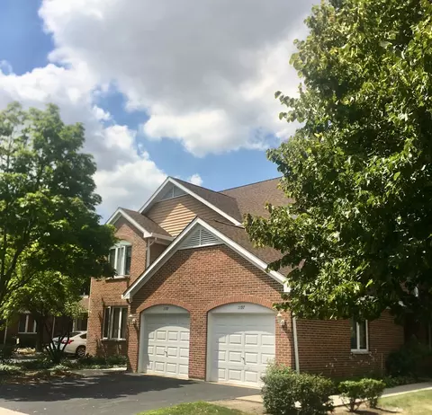 1193 S Linneman Rd, Mount Prospect, IL 60056