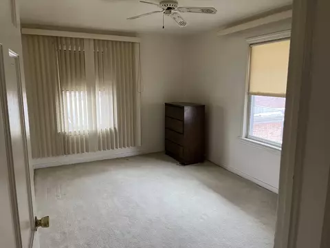 643 E 100th St, Chicago, IL 60628 photo 5
