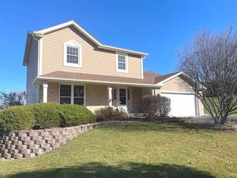 3 Sutcliff Ct, Algonquin, IL 60102