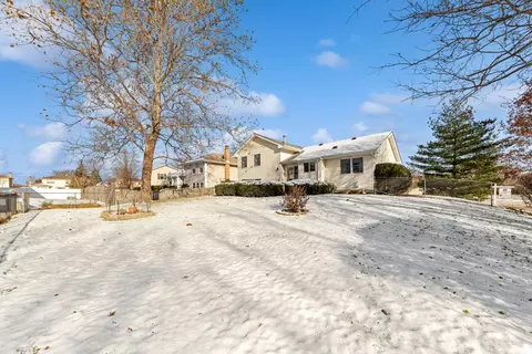 544 Cherrywood Dr, Wheeling, IL 60090 photo 15