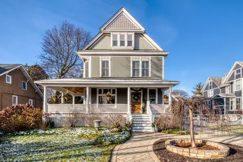 624 Lathrop Ave, River Forest, IL 60305