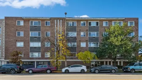 7120 N Sheridan Rd #314, Chicago, IL 60626