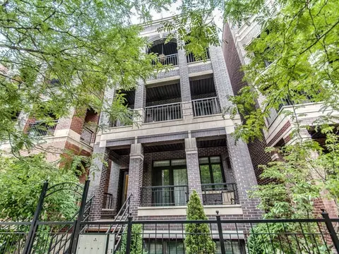 1045 W Monroe St #4, Chicago, IL 60607