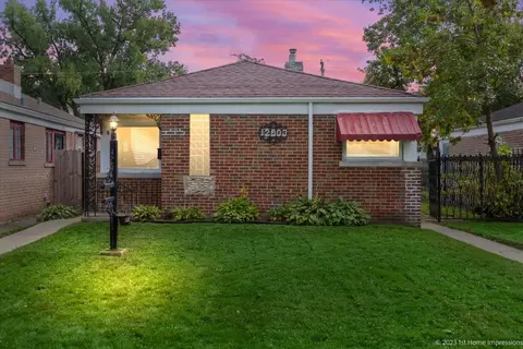 12603 S Loomis St, Calumet Park, IL 60827