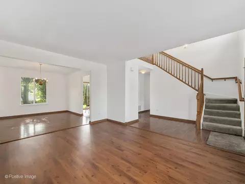 215 Berkeley Dr, Bolingbrook, IL 60440 photo 5