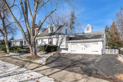 171 S Plum Grove Rd, Palatine, IL 60067