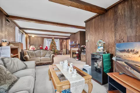 2035 Nimitz Dr, Des Plaines, IL 60018 photo 7