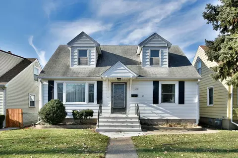 2524 N Spruce St, River Grove, IL 60171